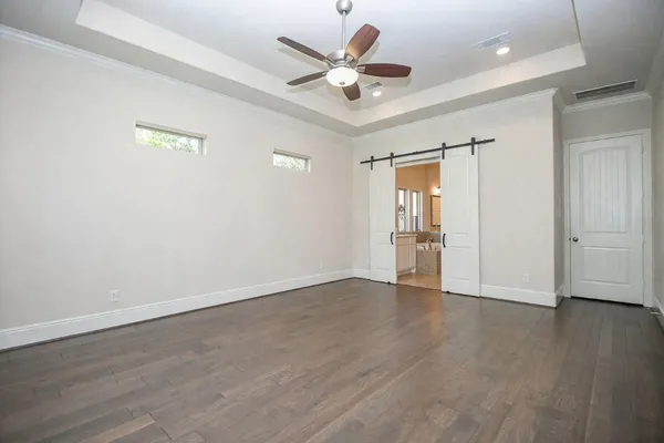 $625,000 | 604 Castlewood Cove Lane, Pinehurst, TX 77362