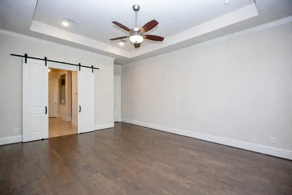 $625,000 | 604 Castlewood Cove Lane, Pinehurst, TX 77362