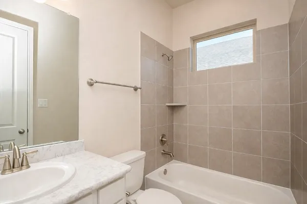 $625,000 | 604 Castlewood Cove Lane, Pinehurst, TX 77362