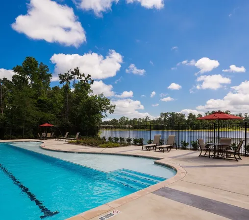 $625,000 | 604 Castlewood Cove Lane, Pinehurst, TX 77362