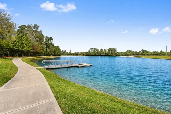 $625,000 | 604 Castlewood Cove Lane, Pinehurst, TX 77362