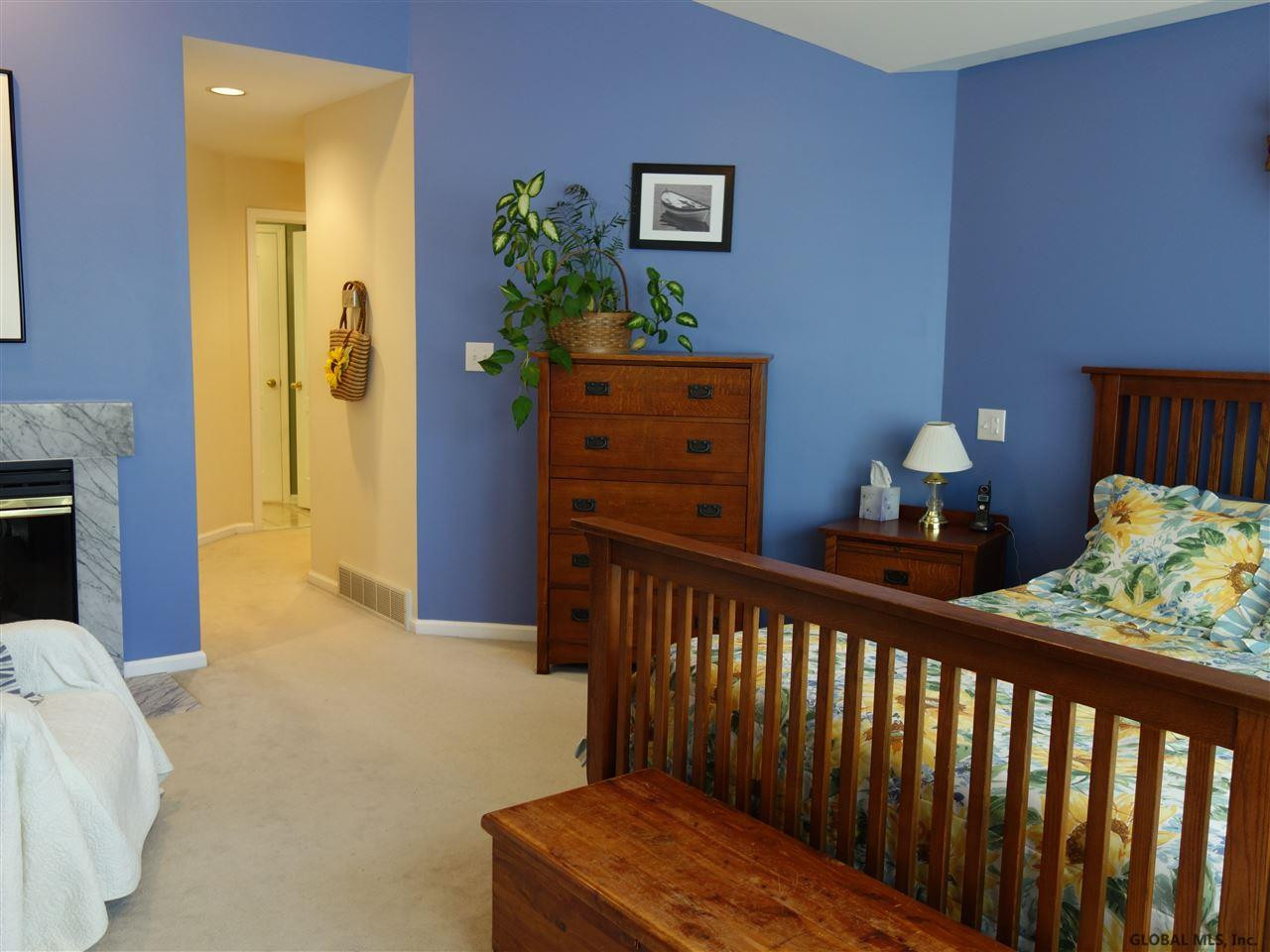 422 Ridgehill Road Schenectady, NY 12303 - Photo 15 of 25 Photo 15