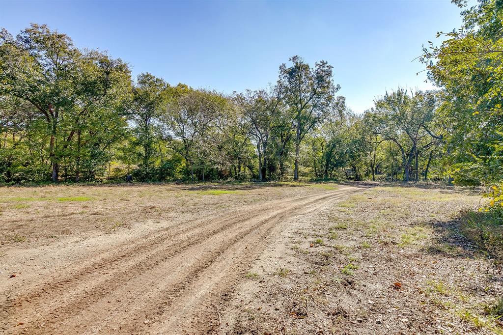 357 Wood Lake Road Aledo, TX 76008 - Photo 35 of 40 a view of outdoor space with yard