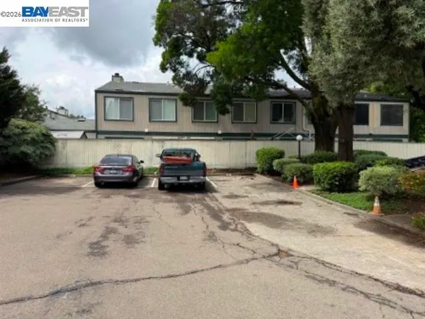 $349,950 | 299 Shasta Drive, Unit 29, Vacaville, CA 95687