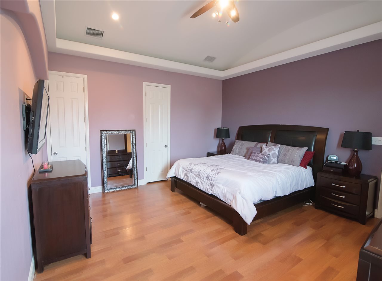 435 Lake Morraine Loop Laredo, TX 78041 - Photo 14 of 19 Gallery Image 14