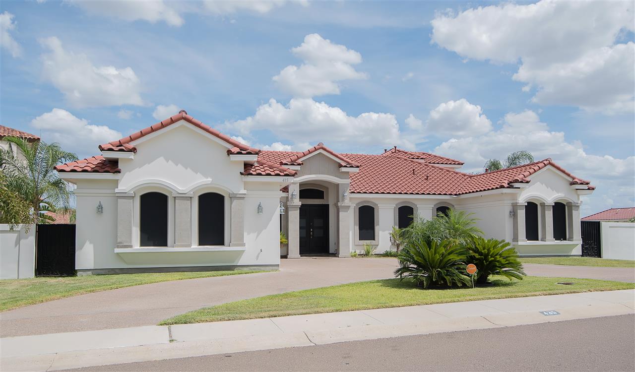 435 Lake Morraine Loop Laredo, TX 78041 - Photo 2 of 19 Gallery Image 2