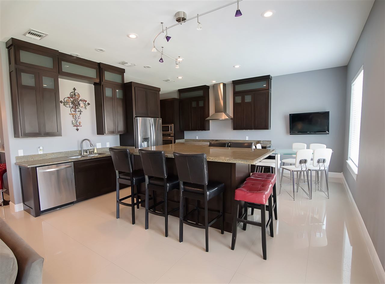 435 Lake Morraine Loop Laredo, TX 78041 - Photo 6 of 19 Gallery Image 6