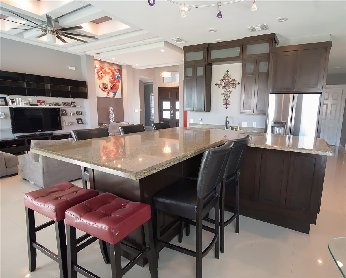 435 Lake Morraine Loop Laredo, TX 78041 - Photo 7 of 19 Gallery Image 7