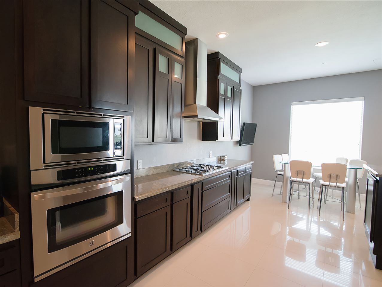 435 Lake Morraine Loop Laredo, TX 78041 - Photo 8 of 19 Gallery Image 8