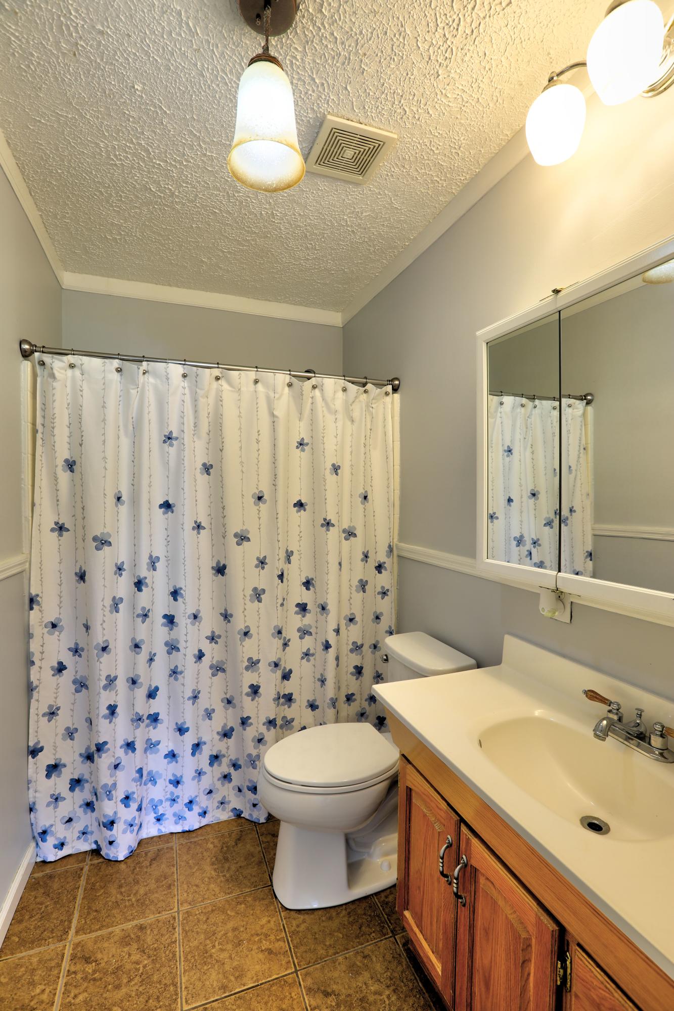 4275 Kennedy Bridge Road Lancaster, KY 40444 - Photo 13 of 24 D49A4497_498_499_500_501