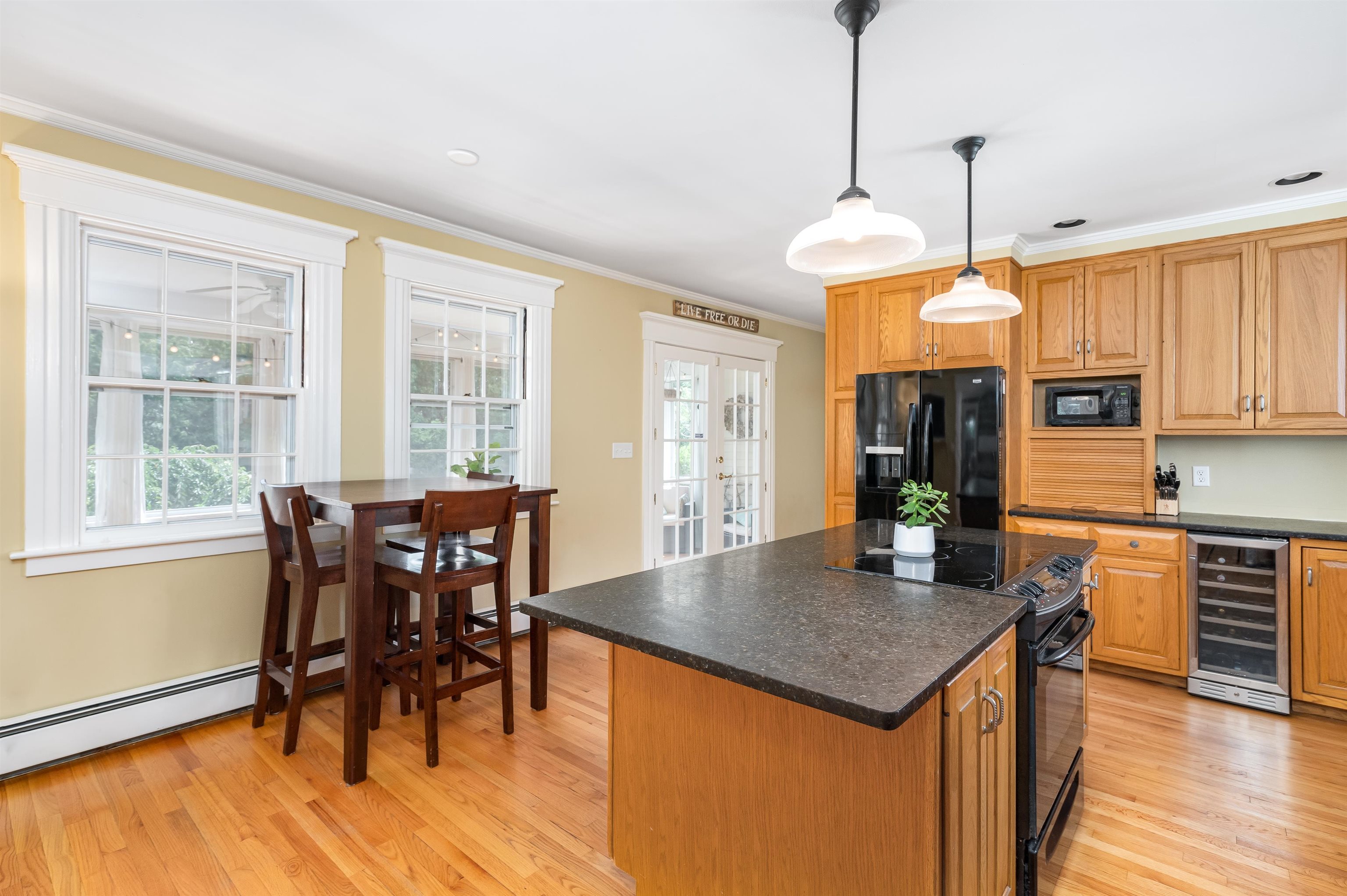 522 River Road Manchester, NH 03104 - Photo 18 of 40 Gallery Image 18
