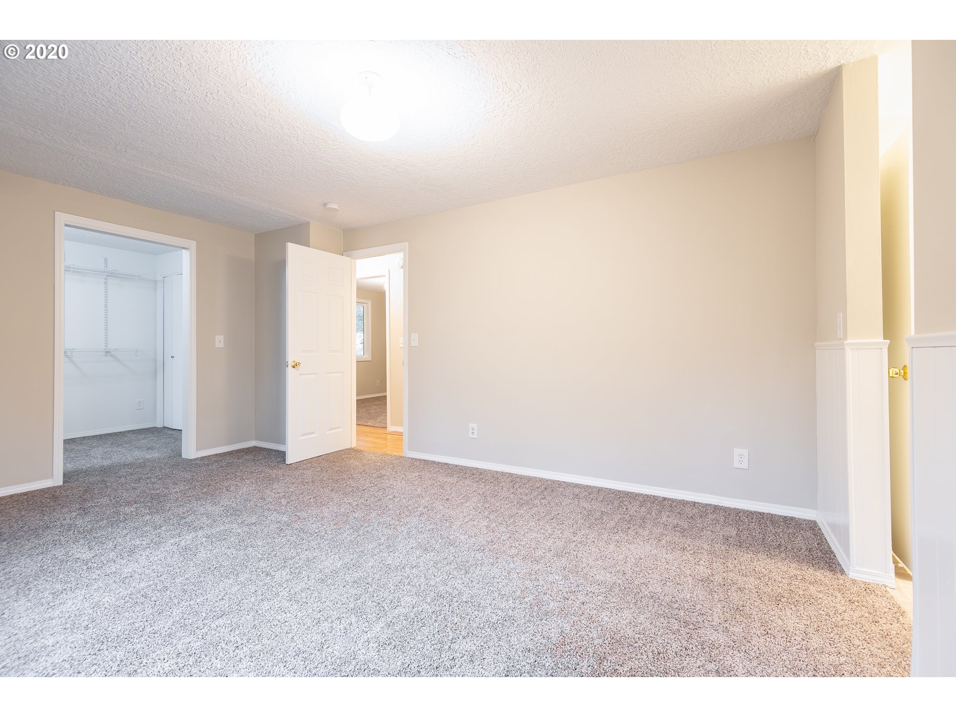 9895 Southwest Morrison Street Portland, OR 97225 - Photo 14 of 32 Gallery Image 14