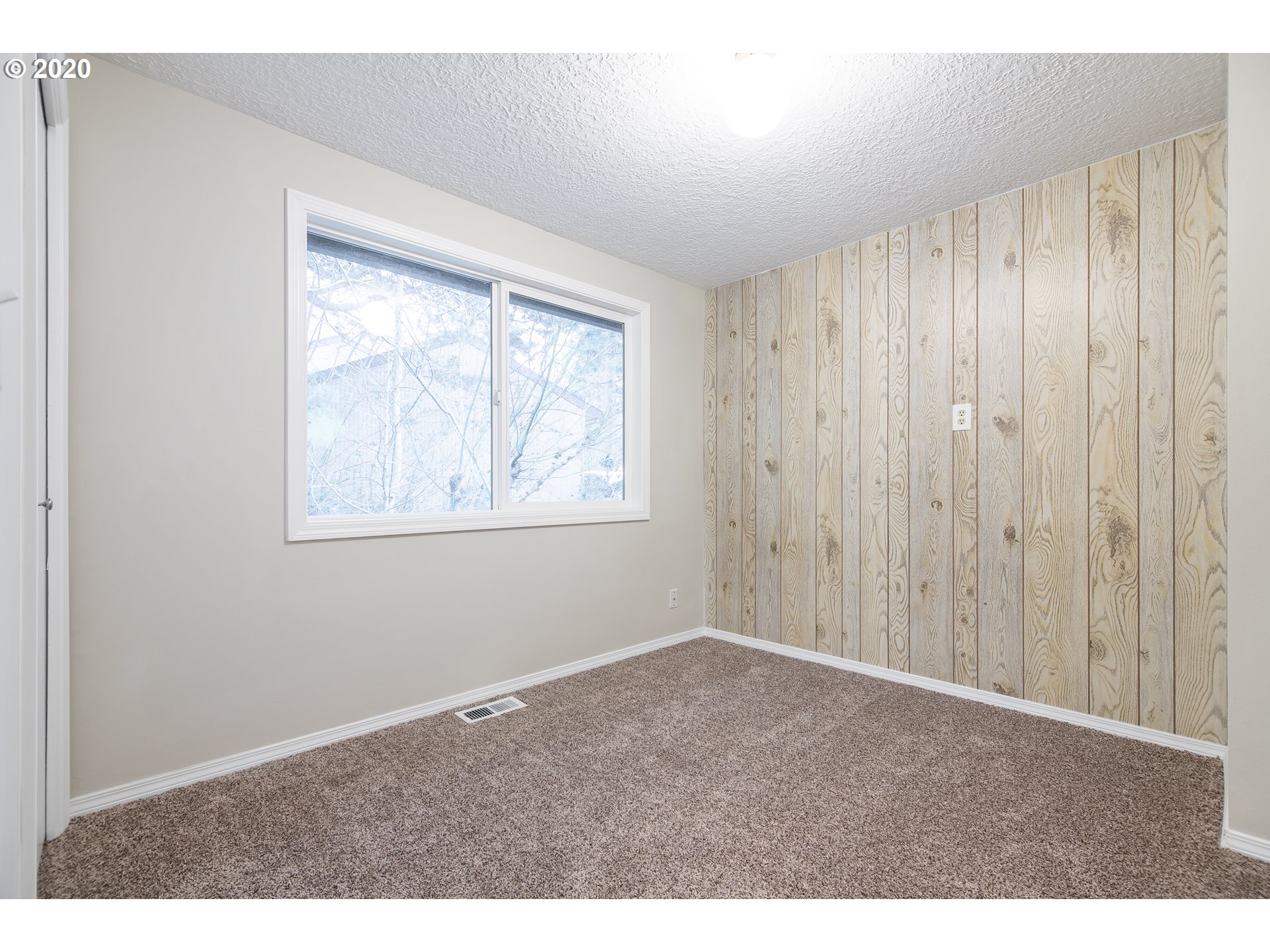 9895 Southwest Morrison Street Portland, OR 97225 - Photo 22 of 32 Gallery Image 22