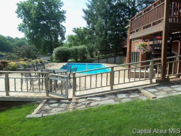 39 Orchard Lane Springfield, IL 62712 - Photo 7 of 22 Gallery Image 7