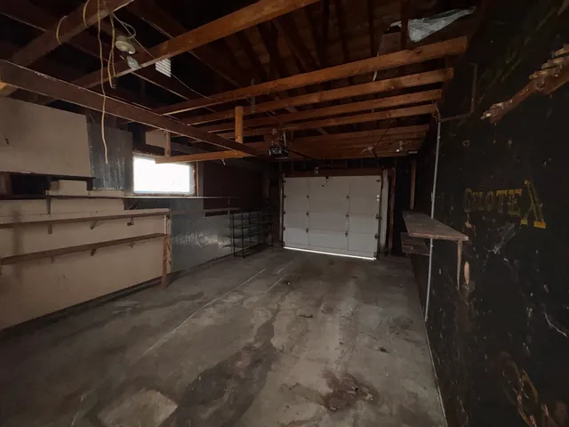 $71,000 | 912 Chicago Avenue, Dixon, IL 61021