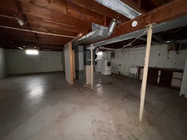 $71,000 | 912 Chicago Avenue, Dixon, IL 61021