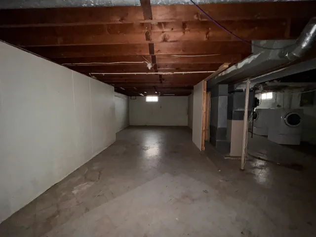 $71,000 | 912 Chicago Avenue, Dixon, IL 61021