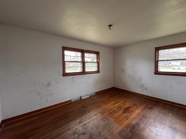 $71,000 | 912 Chicago Avenue, Dixon, IL 61021