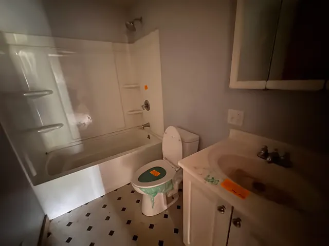 $71,000 | 912 Chicago Avenue, Dixon, IL 61021