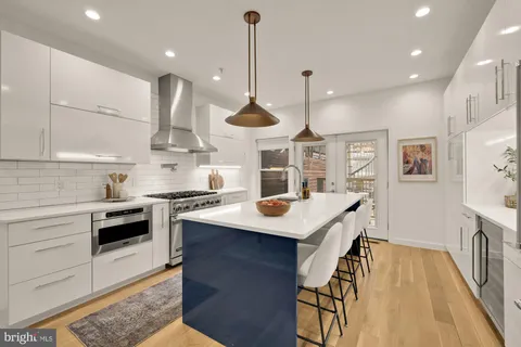 $825,000 | 2315 Ontario Road Northwest, Unit 1, Washington, DC 20009