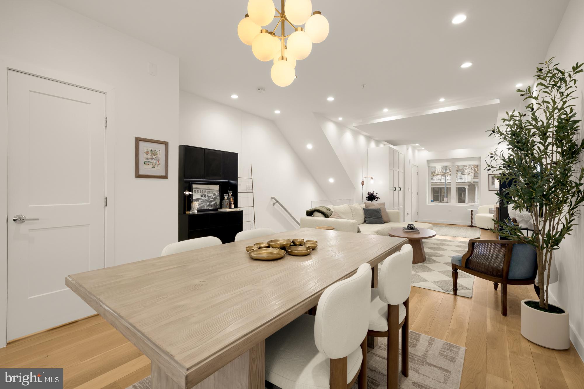 2315 Ontario Road Northwest, Unit 1 Washington, DC 20009 - Photo 14 of 46 Large Dining Room