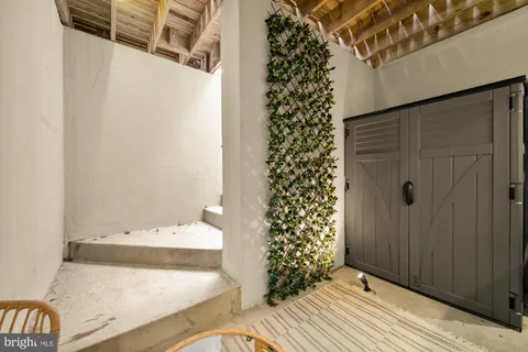 $825,000 | 2315 Ontario Road Northwest, Unit 1, Washington, DC 20009