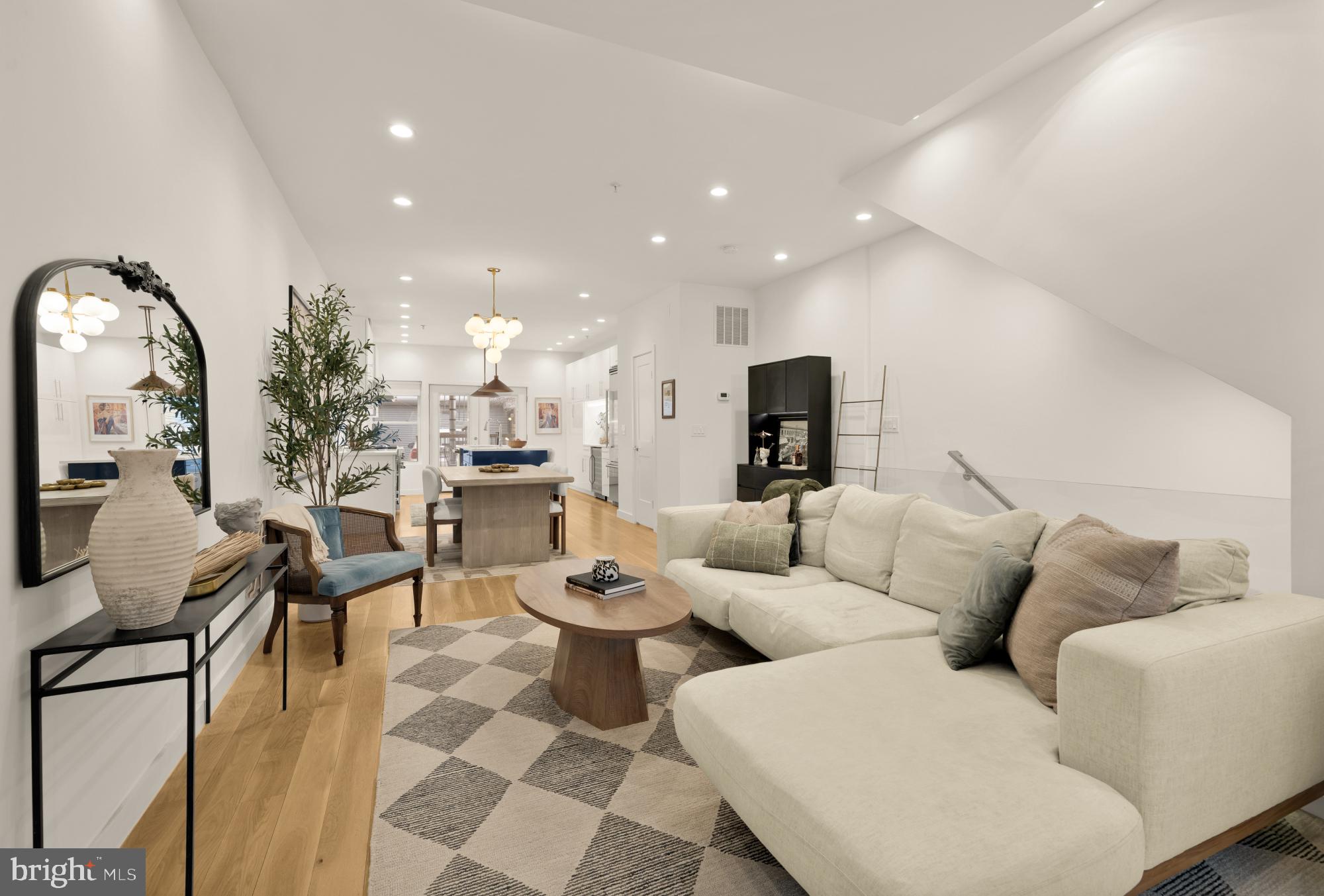 2315 Ontario Road Northwest, Unit 1 Washington, DC 20009 - Photo 5 of 46 Cozy Living Room