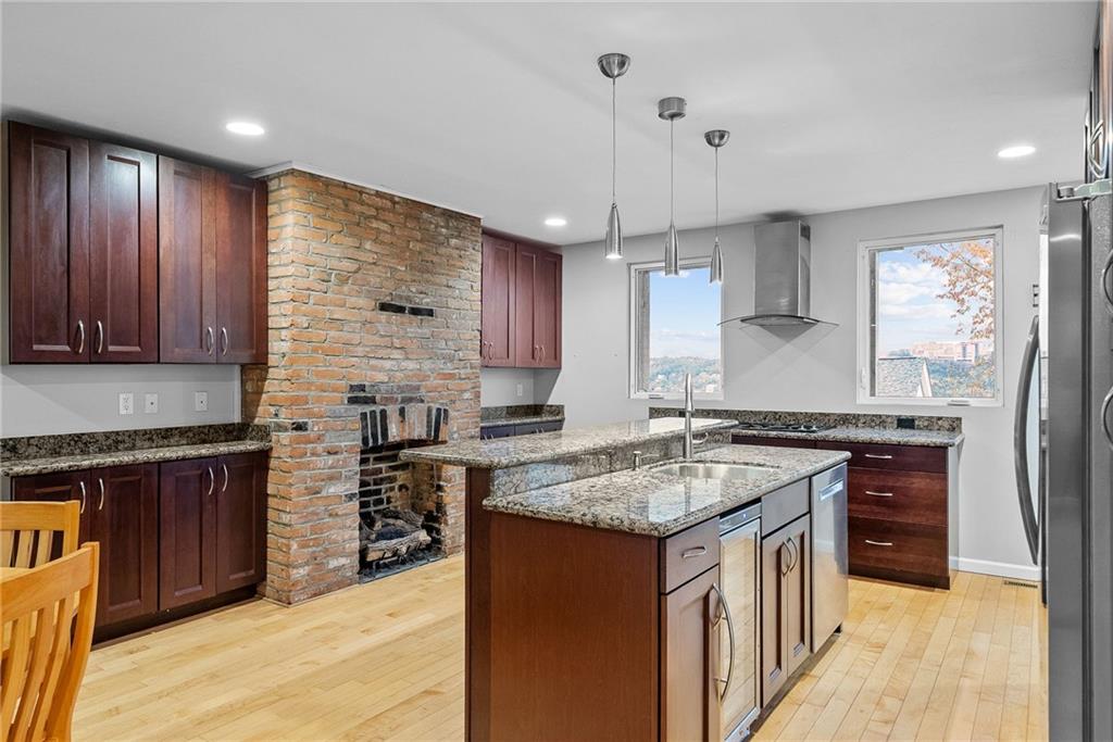 2619 Stromberg Street Pittsburgh, PA 15203 - Photo 8 of 35