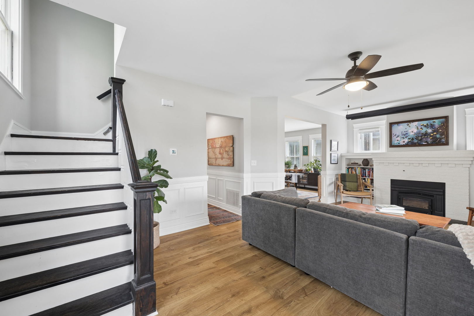521 South Naperville Road Wheaton, IL 60187 - Photo 6 of 49