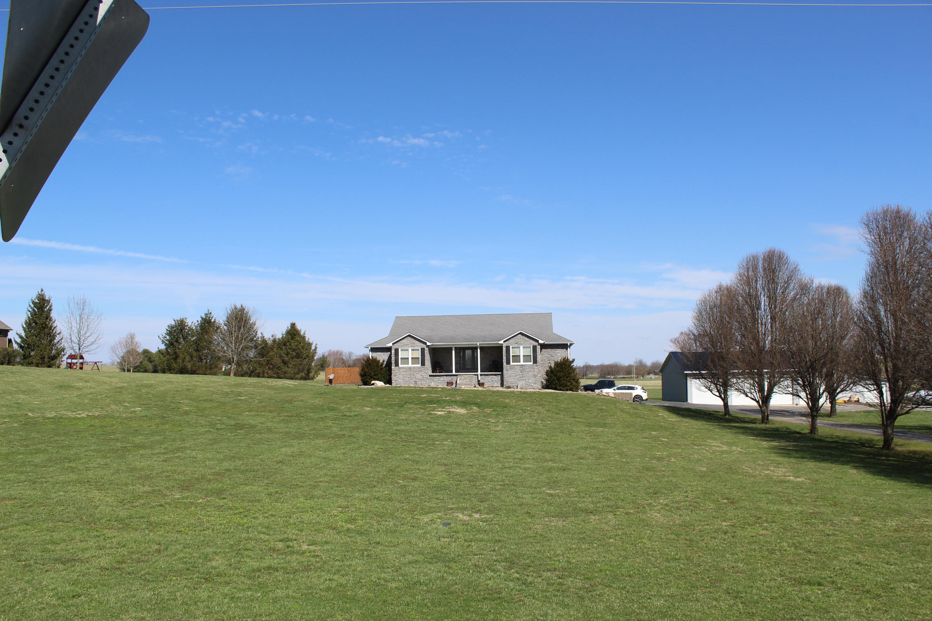 6467 Perryville Road Danville, KY 40422 - Photo 3 of 57 IMG_1893