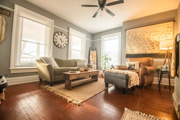 $175,000 | 402 South Ottawa Avenue, Dixon, IL 61021