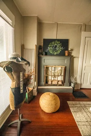 $175,000 | 402 South Ottawa Avenue, Dixon, IL 61021