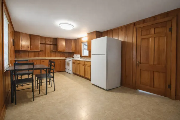 $175,000 | 402 South Ottawa Avenue, Dixon, IL 61021