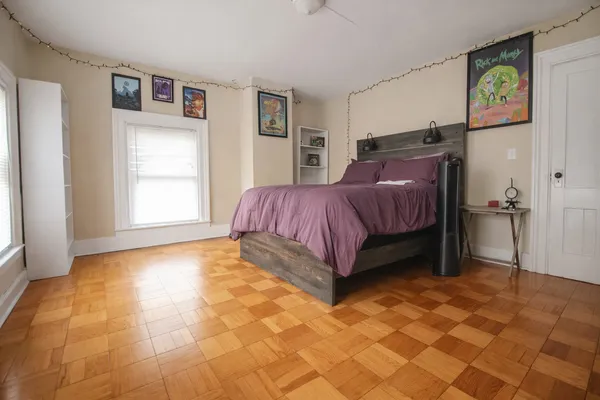 $175,000 | 402 South Ottawa Avenue, Dixon, IL 61021