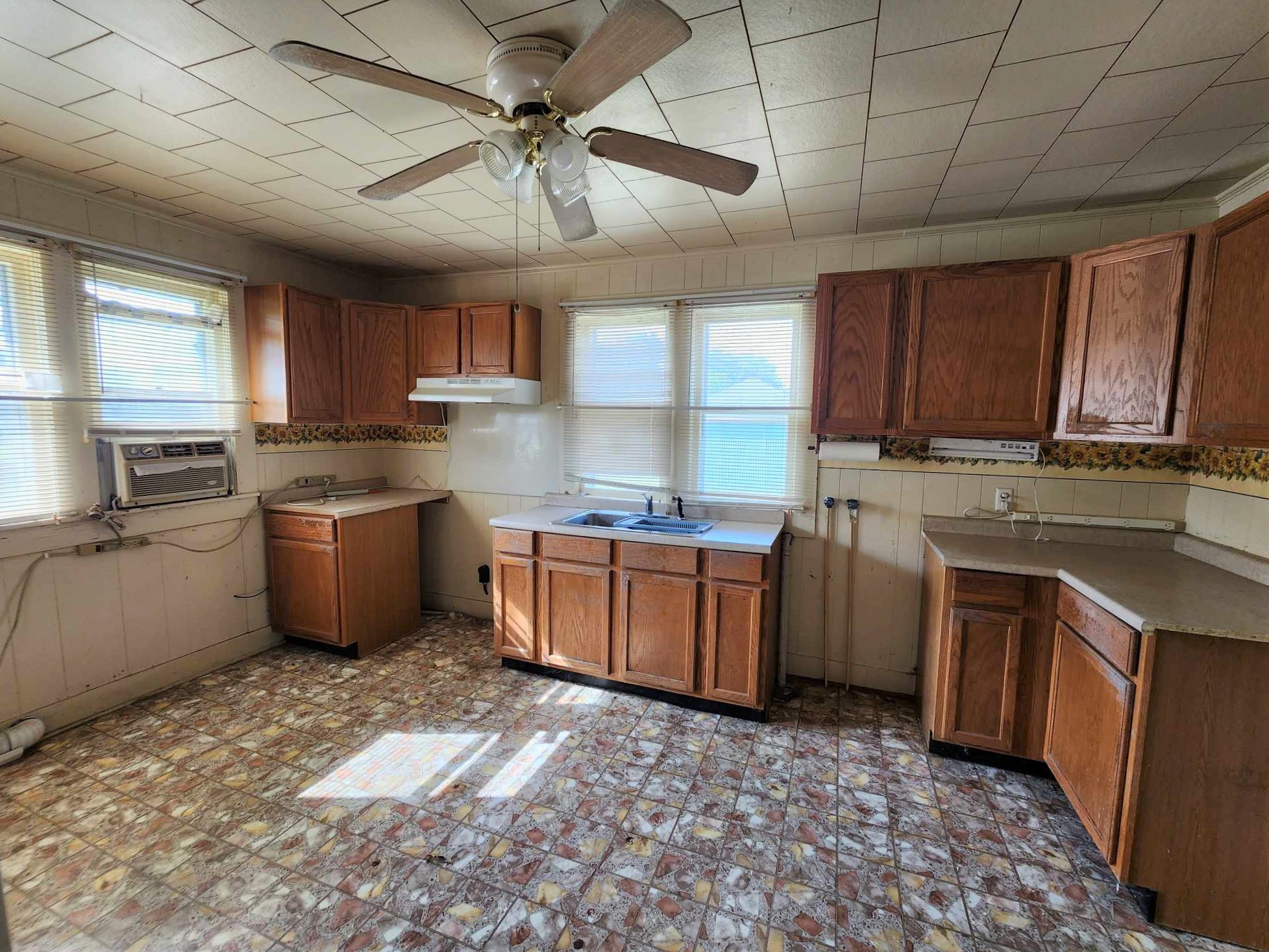 210 Tatertown Road Paris, TN 38242 - Photo 3 of 16 Gallery Image 3