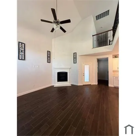 a view of a livingroom with a fireplace