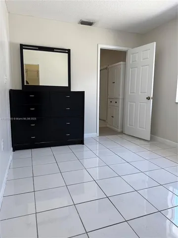 $1,200 | Hialeah, Hialeah Gardens, FL 33018