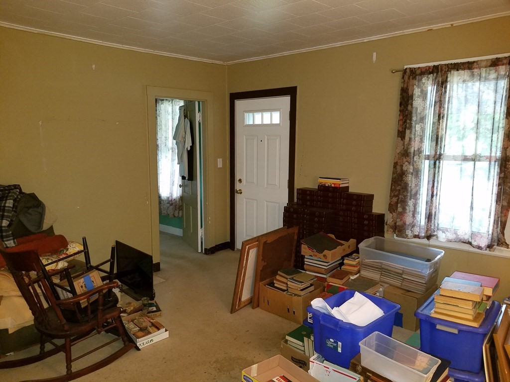 196 Spring Street Hanson, MA 02341 - Photo 6 of 9
