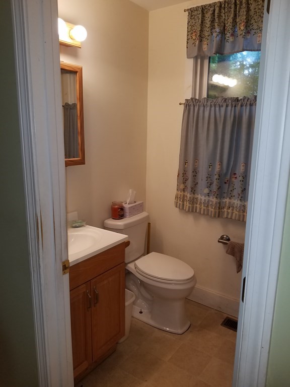 196 Spring Street Hanson, MA 02341 - Photo 7 of 9