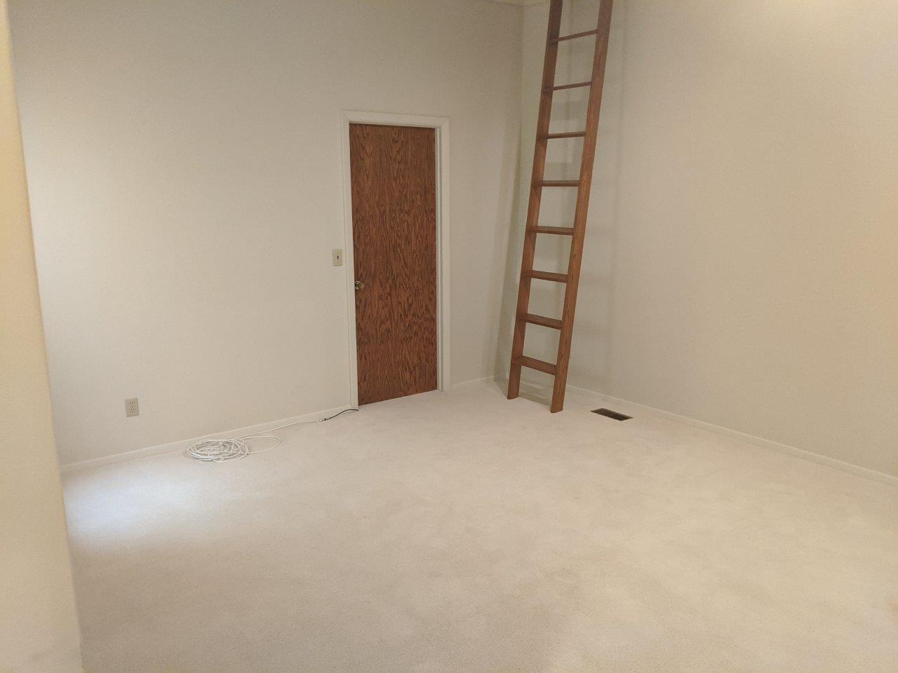 107 West Market Street Bloomington, IL 61701 - Photo 11 of 23