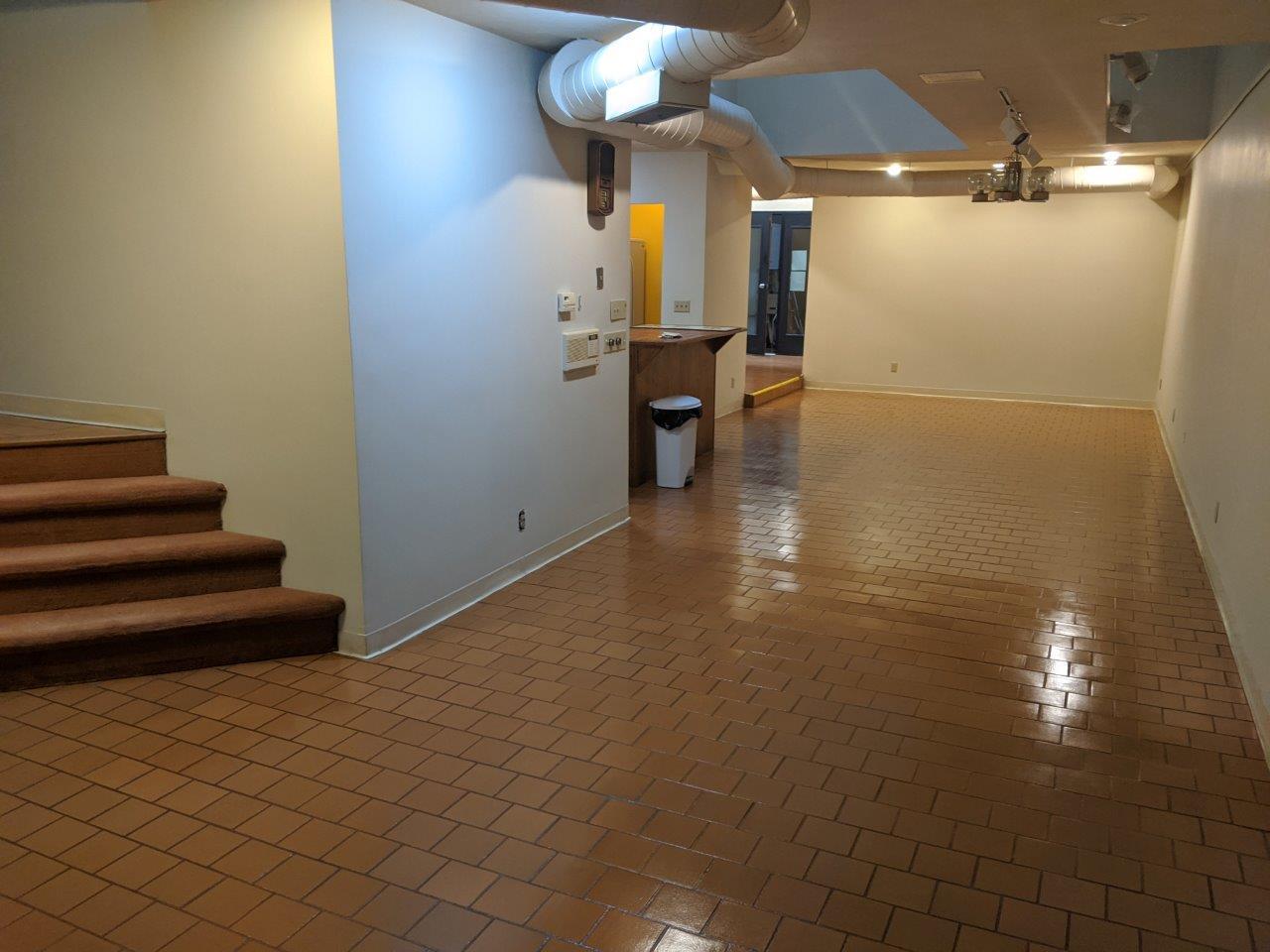 107 West Market Street Bloomington, IL 61701 - Photo 6 of 23