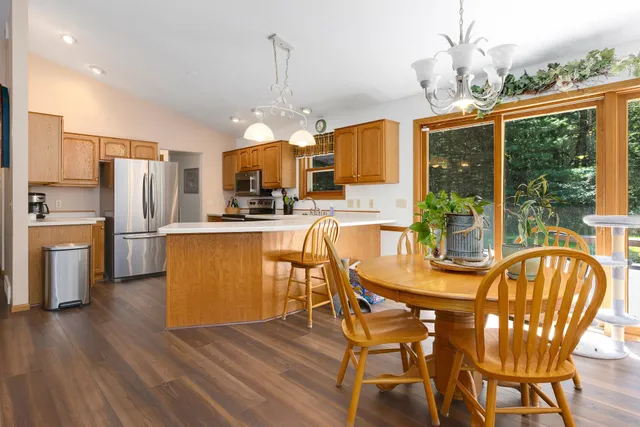 $479,900 | N6905 Sandstone Drive, Mauston, WI 53948