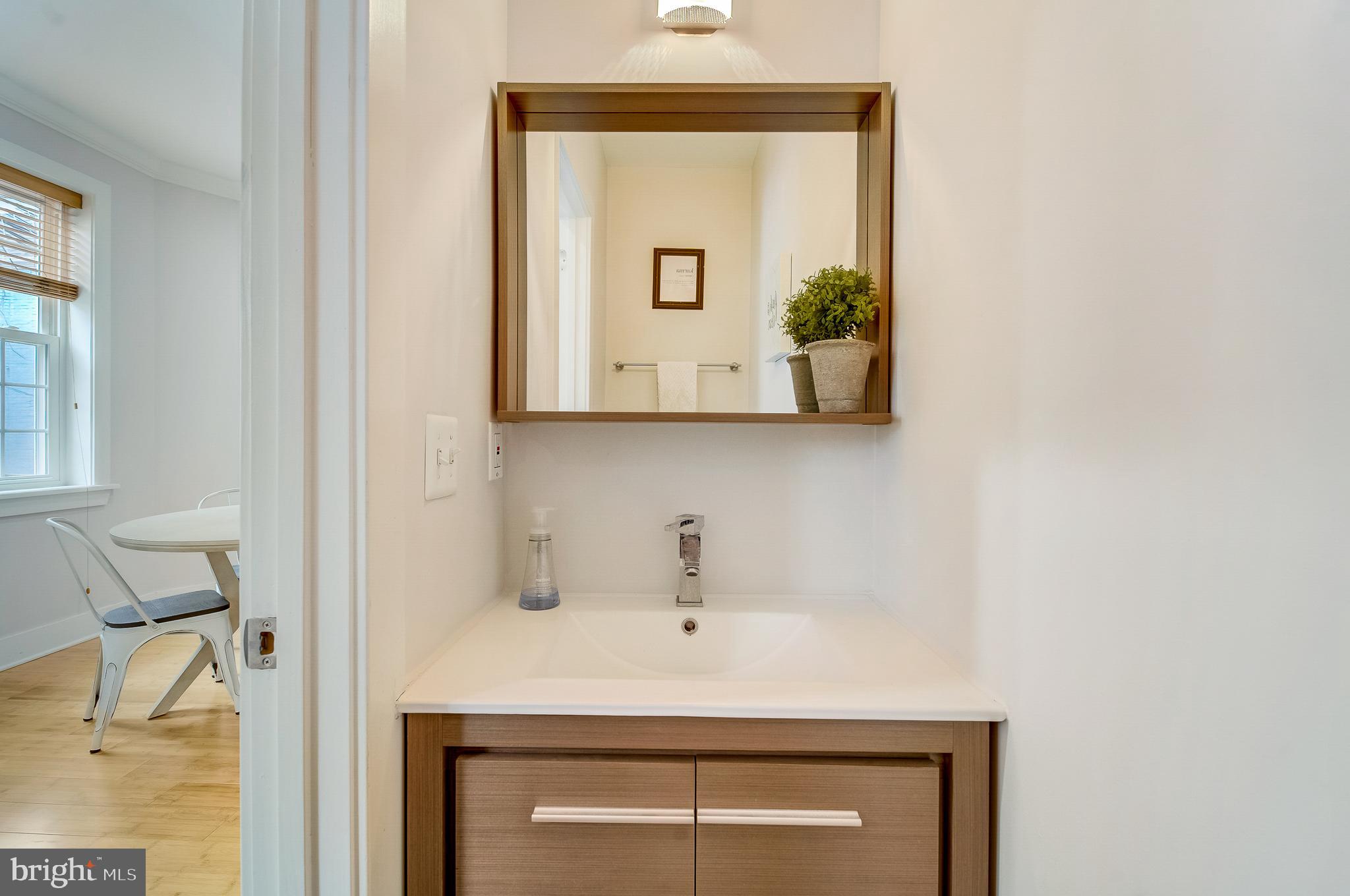 756 Gresham Place Northwest Washington, DC 20001 - Photo 17 of 56