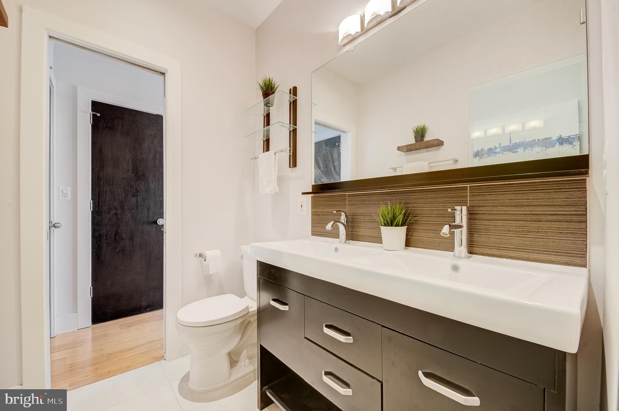 756 Gresham Place Northwest Washington, DC 20001 - Photo 27 of 56