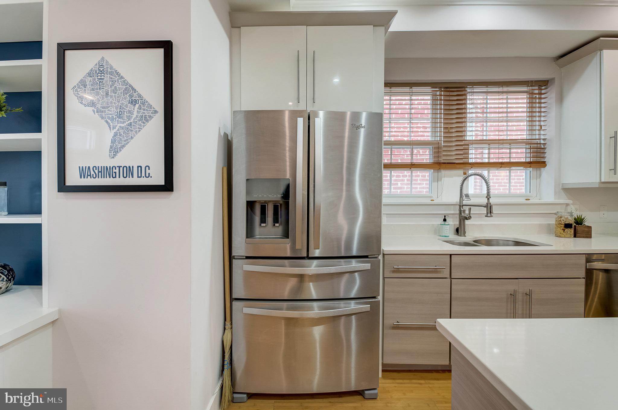 756 Gresham Place Northwest Washington, DC 20001 - Photo 9 of 56