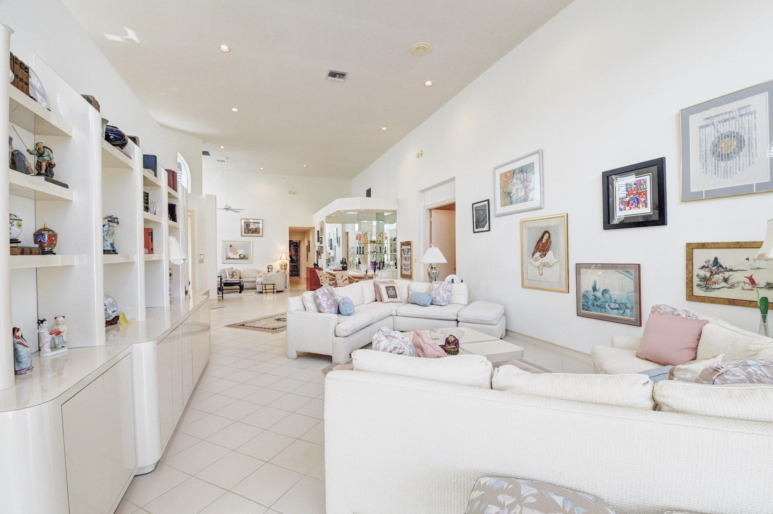 17152 Huntington Park Way Boca Raton, FL 33496 - Photo 9 of 35 Living Room