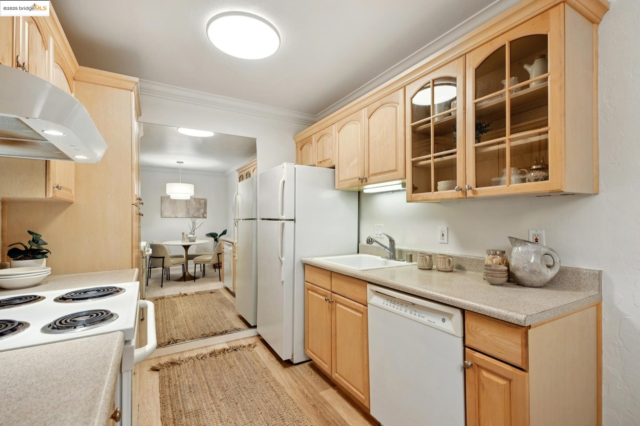 1471 Marchbanks Drive, Unit 4 Walnut Creek, CA 94598 - Photo 19 of 28