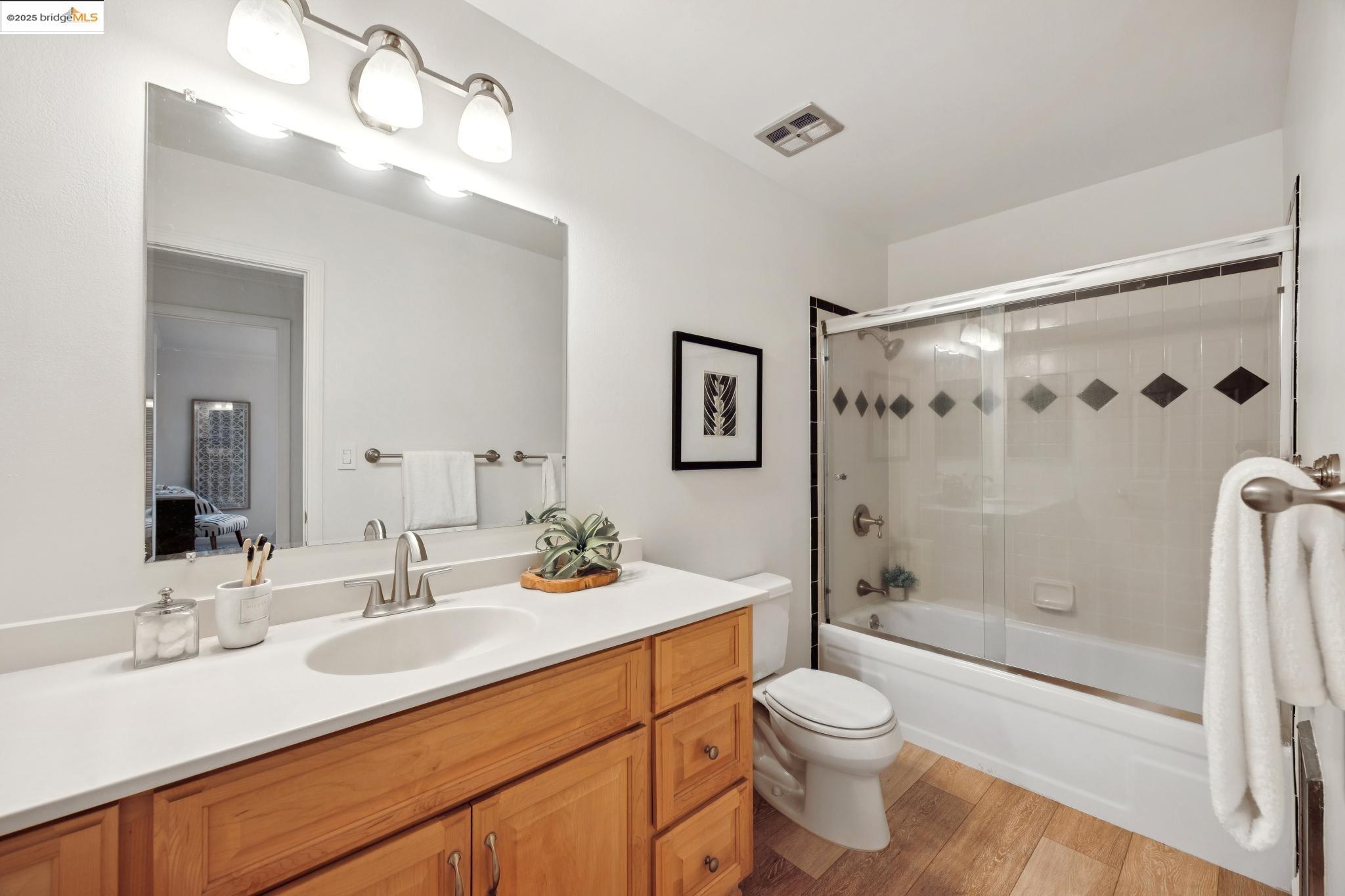 1471 Marchbanks Drive, Unit 4 Walnut Creek, CA 94598 - Photo 26 of 28