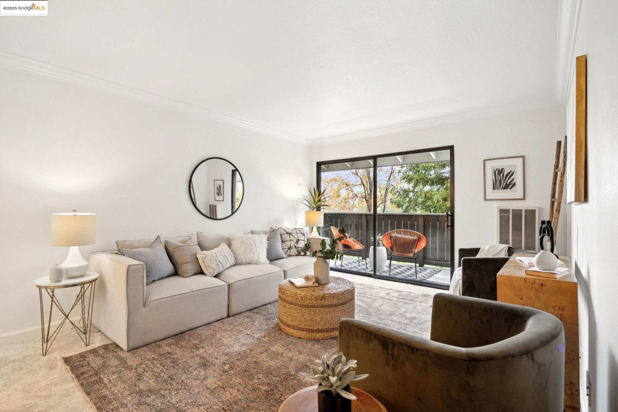 1471 Marchbanks Drive, Unit 4 Walnut Creek, CA 94598 - Photo 6 of 28