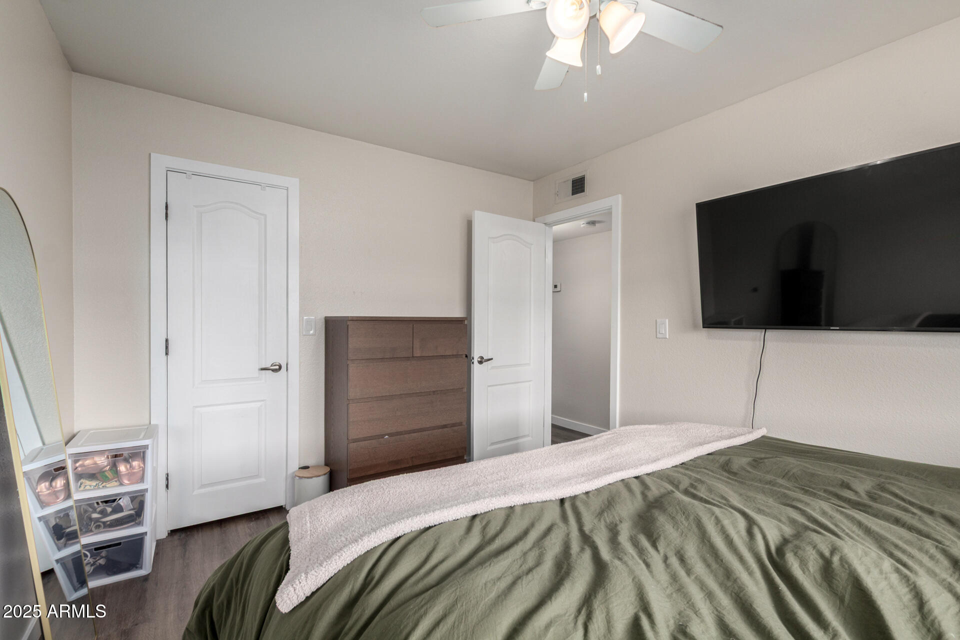 303 North Miller Road, Unit 1002 Scottsdale, AZ 85257 - Photo 14 of 20 14 - Miller 1002